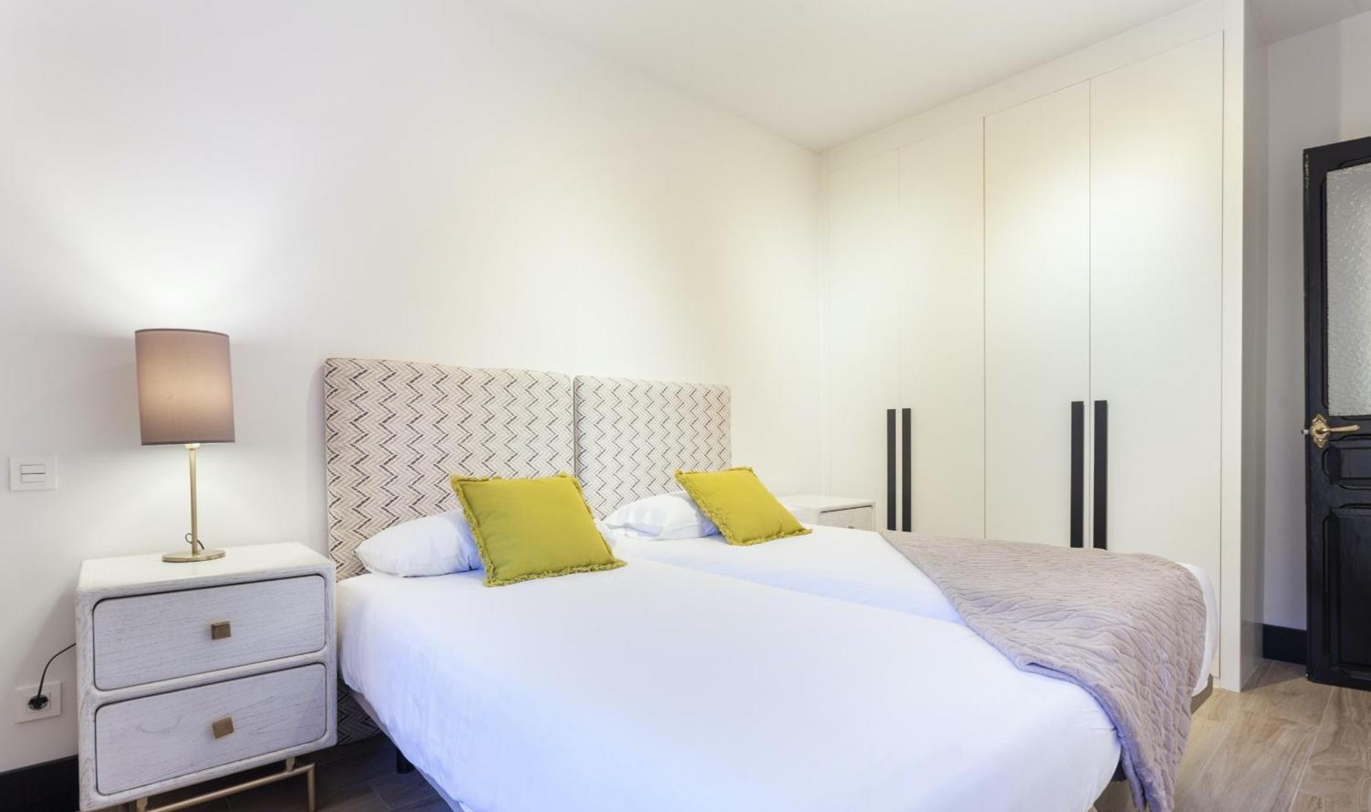 Apartamento Atocha II En Madrid Luaran gambar