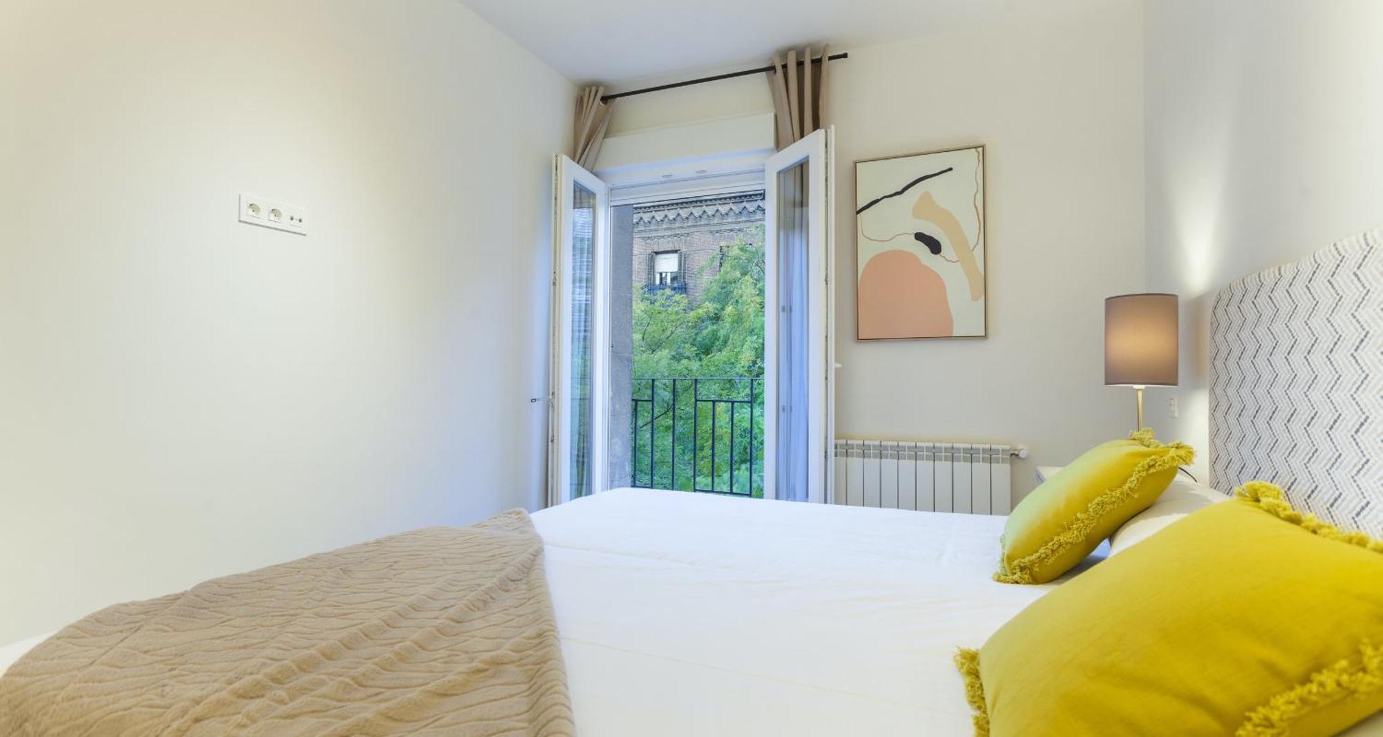 Apartamento Atocha II En Madrid Luaran gambar
